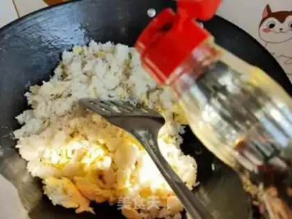 Make Sausage eggs and onions step 9