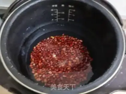 Make Milk red bean soup step 1