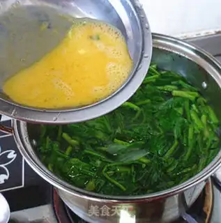 Make Spinach omelet soup step 5