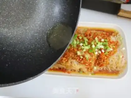 Make Garlic fans step 9
