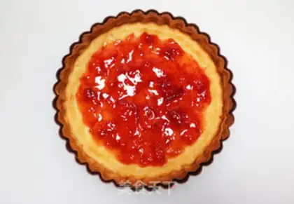 Make Sweet sour strawberry pie step 15