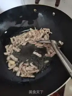 Make Paprikas with fried potatoes step 1