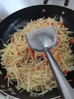Make Paprikas with fried potatoes step 3