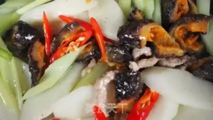 Make Sea cucumbers step 1