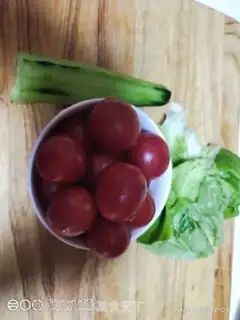 Make Corn-molecuit-salve-go salad step 0