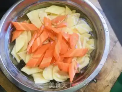 Make Spicy pot potato chips step 0