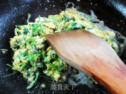 Make Strawseed fried duck eggs step 5
