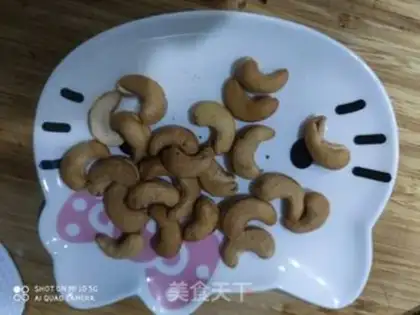 Make Celery makes cashew nuts step 3