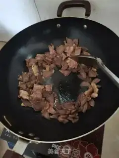Make Spicy pig tongue step 1