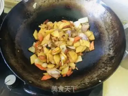 Make Spicy pot potato chips step 7