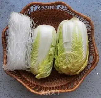 Make Garlic fan dolls step 0