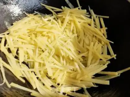 Make Jealousy potatoes step 1