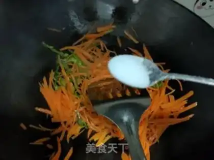 Make Carrot with peppers step 5