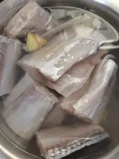 Make Dried fish step 0