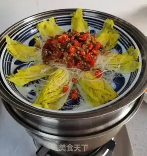 Make Garlic fan dolls step 11