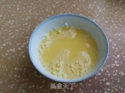 Make Shrimp omelet egg dumpling step 3