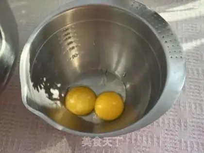 Make Black sesame cream waffles step 1