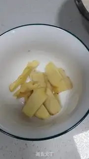 Make Pink soup step 1