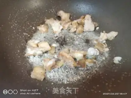 Make Soccer bean sprouts step 1