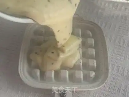 Make Black sesame cream waffles step 7