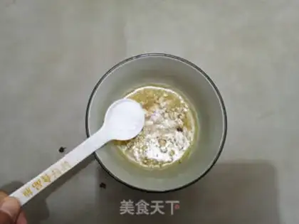 Make Garlic crab-flavored wood step 6