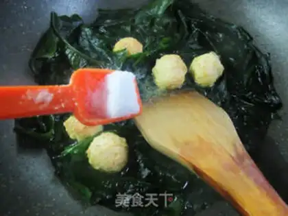 Make Gold fish omelet with soup step 5
