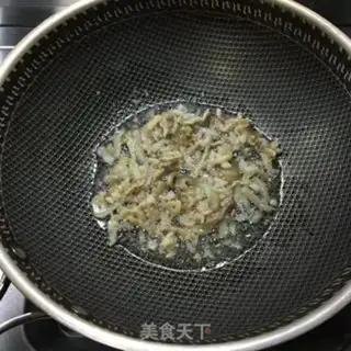 Make Two mushrooms of fried meat step 1