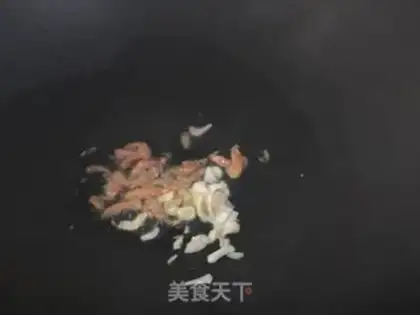 Make Roz-shrimp-skinned noodles step 2