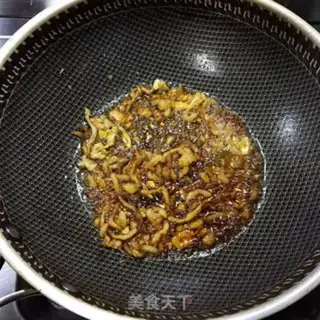 Make Two mushrooms of fried meat step 3