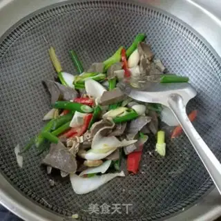 Make "Spring onions fried sheep