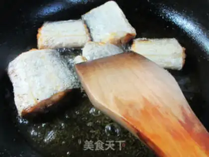 Make Sour sauce with fish step 2
