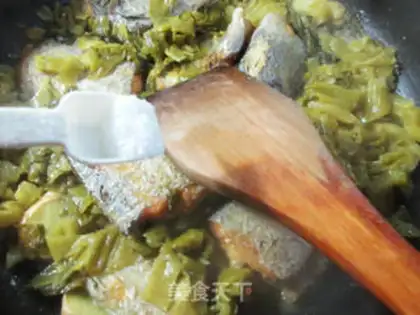 Make Sour sauce with fish step 7