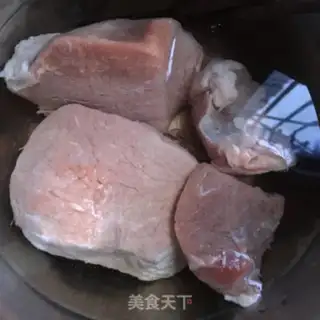 Make Onion beef dumplings step 1