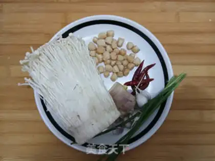 Make Dry-shell evaporated needle mushrooms step 0