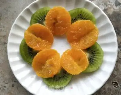 Make A fruit platter step 4