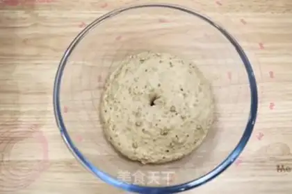 Make A sprout cereal bun step 3