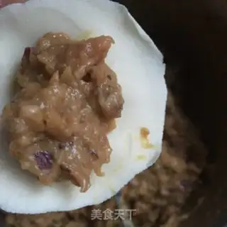 Make Onion beef dumplings step 6