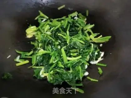 Make Spinach omelet soup step 4