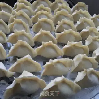 Make Onion beef dumplings step 7