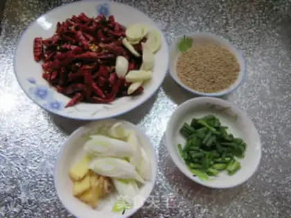 Make Spicy chicken step 1