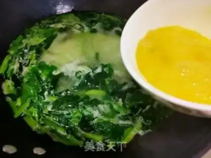 Make Spinach omelet soup step 6