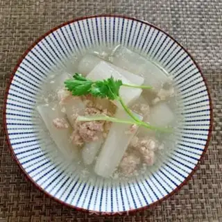 Make The radish meat soup step 8