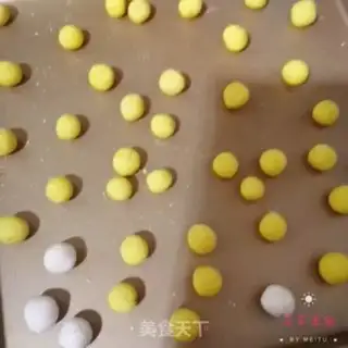 Make Pumpkin bouquet step 10