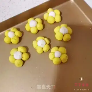 Make Pumpkin bouquet step 11