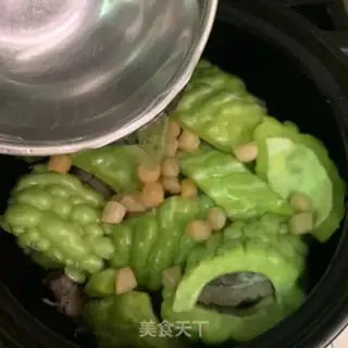 Make Suffering melon bone dry beans step 4