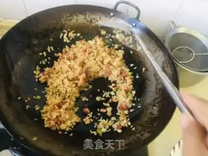 Make Weenie fried rice step 5