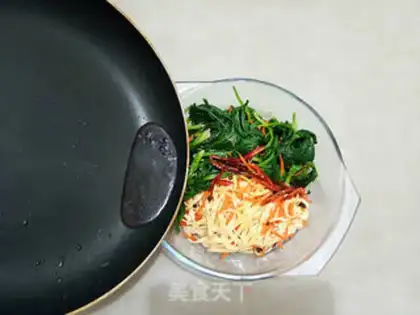 Make Pire oil with spinach bean skin step 10