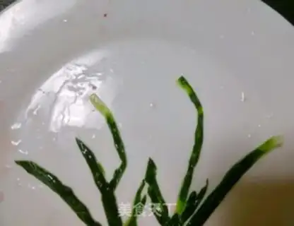 Make Strawberry pickles step 1