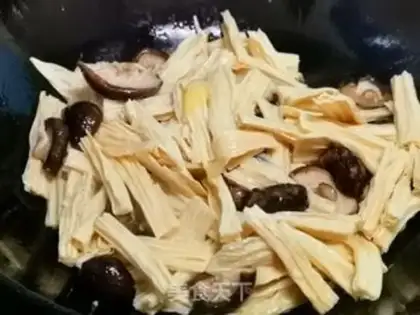 Make Bean sticks for mushrooms step 3