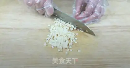 Make Handmade quinoa and wheat pizza step 5